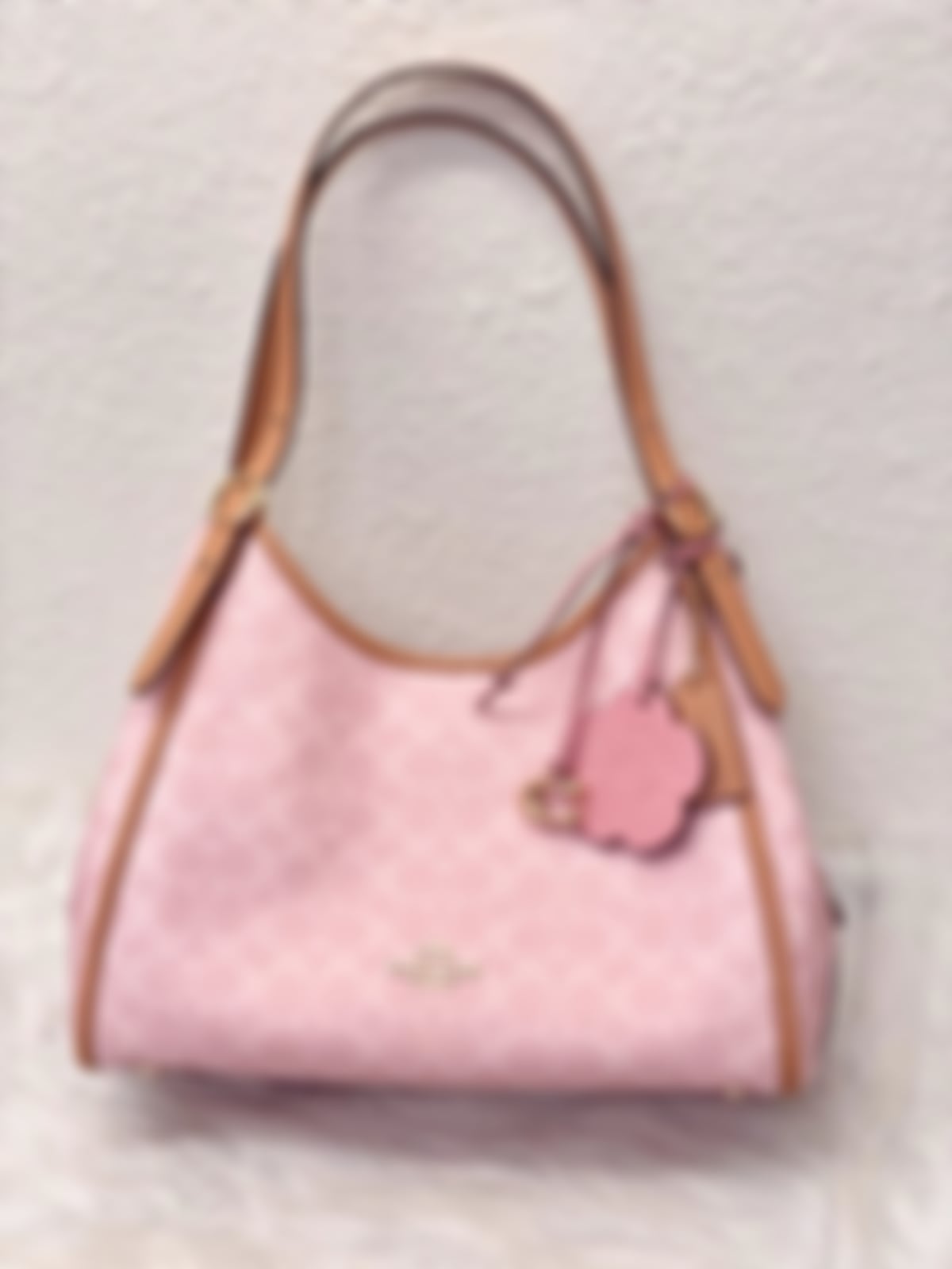 Erin Shoulder Bag In Signature Canvas